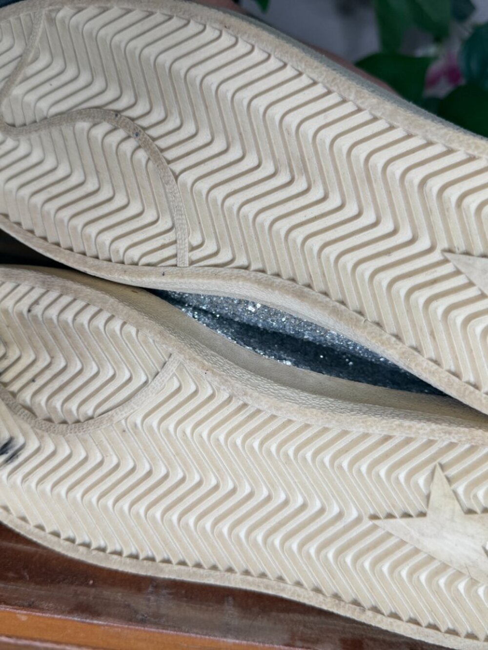 Golden Goose Ballstar Sneakers - Size 39 IT - Picture 6 of 8